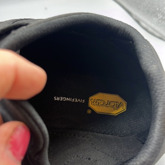 Vibram Five Fingers - Picture 4 of 5